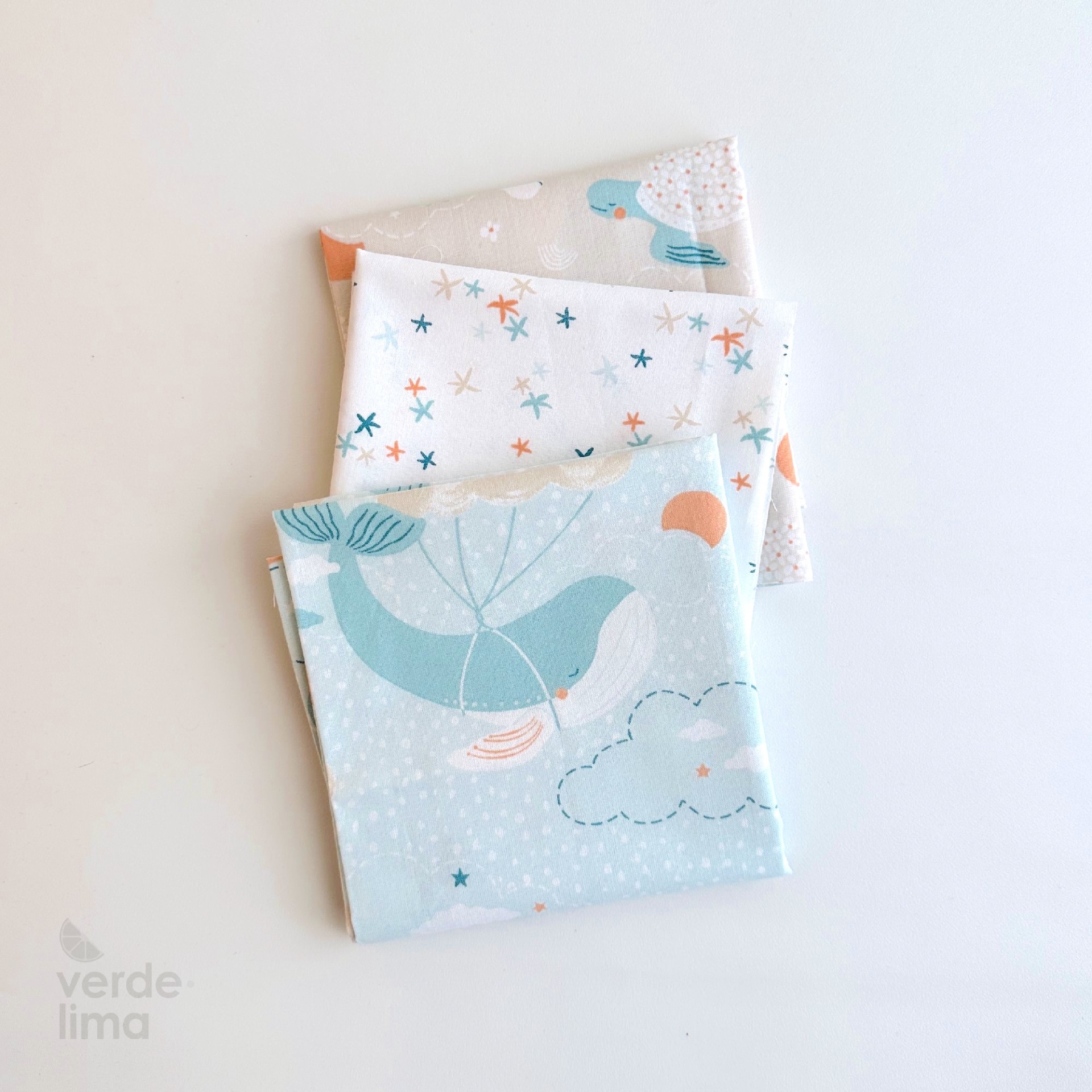 Pack de retalhos - Cloudy whale Pack de retalhos - Cloudy whale