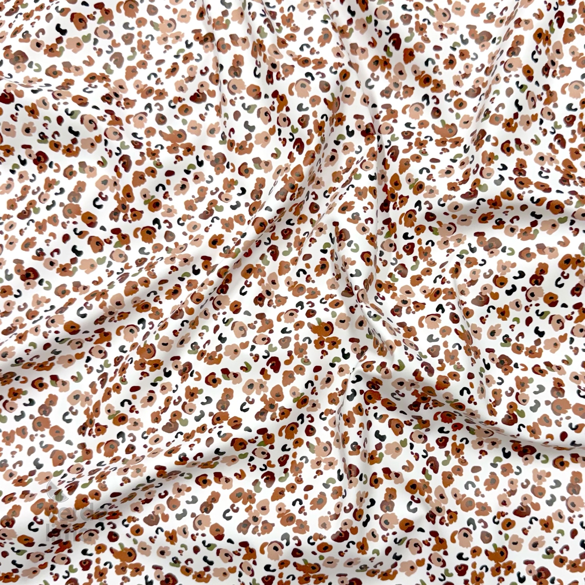 Tecido raincoat - Padrão Leopardo Tecido raincoat - Padrão Leopardo