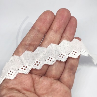 Bordado Inglês 20mm