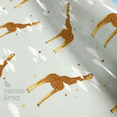 Tecido Plastificado - Girafas e balões - Girafas fundo menta