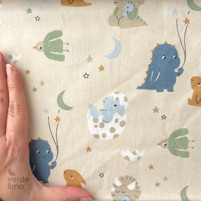 Tecido de Algodão - Baby dinossaur - Fundo bege