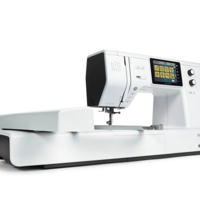 Máquina de bordar BERNETTE B70 Deco