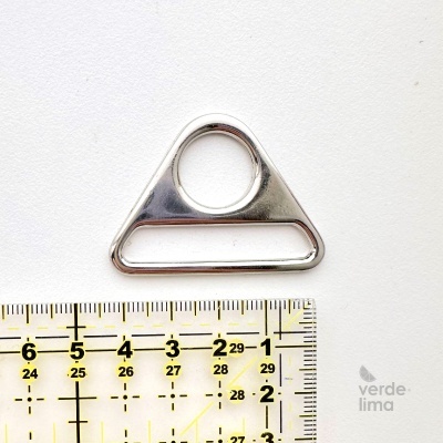 Passador triangular de 40mm