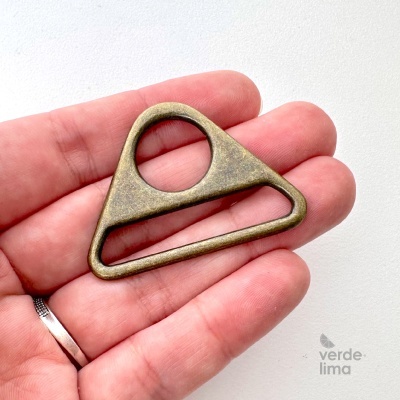 Passador triangular de 40mm