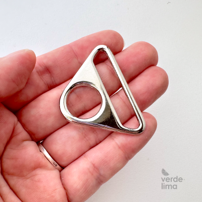 Passador triangular de 40mm