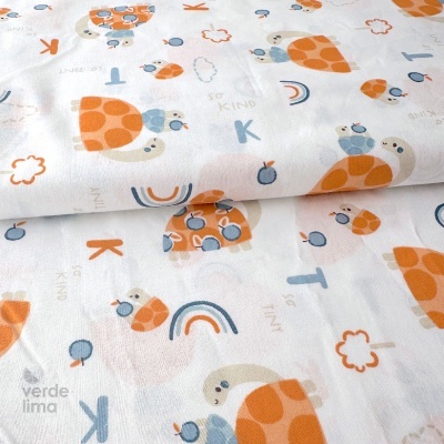 Tecido de Algodão - Animal Alphabet - Tartarugas e letras fundo branco