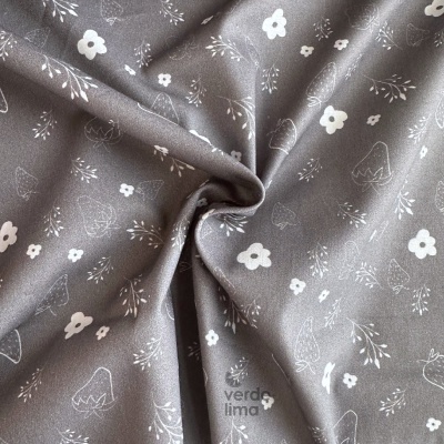 Tecido de Algodão - Bichinhos e raminhos  - Flores e moranguinhos