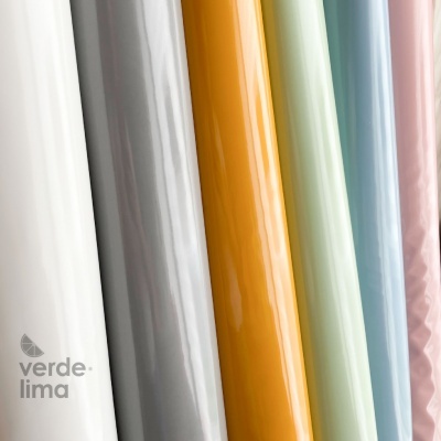 Tela plastificada brilhante