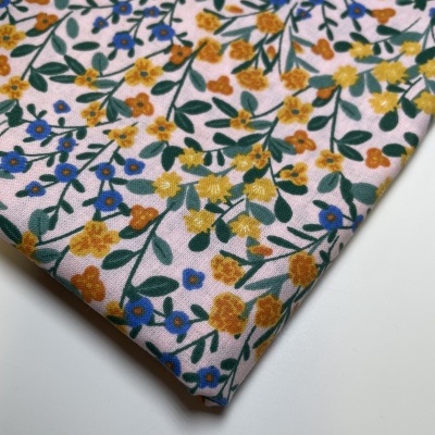 Retalho 44x150cm - Tecido de Algodão - Flores do campo fundo rosa