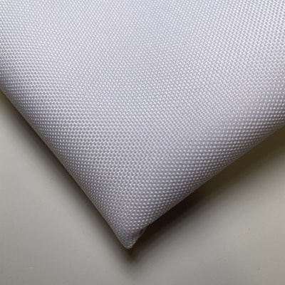 Retalho 40x147cm - Nylon plastificado - Branco