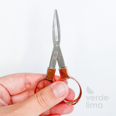 Tesoura 10cm dobrável Rose Gold