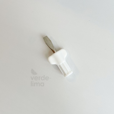 Chave de fendas para máquina de costura