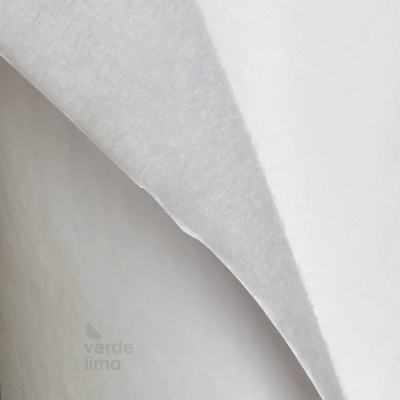 Tela plastificada com manta