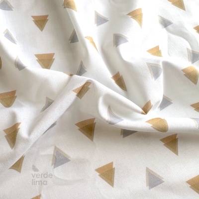 Retalho 50x150cm - Savana baby - Triângulos no céu