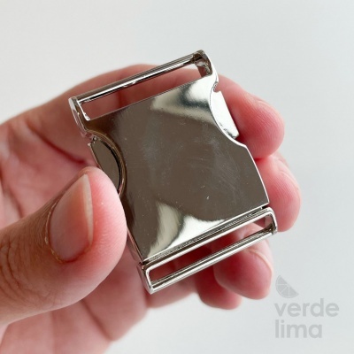 Fecho metálico 25mm