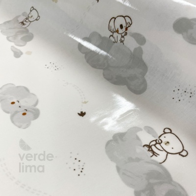 Tecido Plastificado - Animais nas nuvens - Main fundo branco