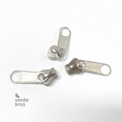 Cursores de fecho zipper malha 5 injectada