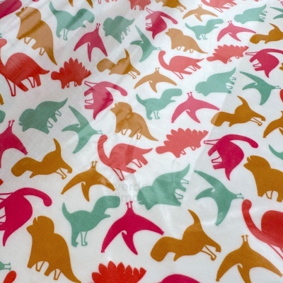 Tecido Plastificado - Dino Color - Fundo branco