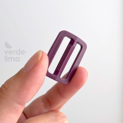 Passador de plástico