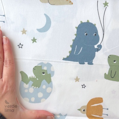 Tecido de Algodão - Baby dinossaur - Fundo branco