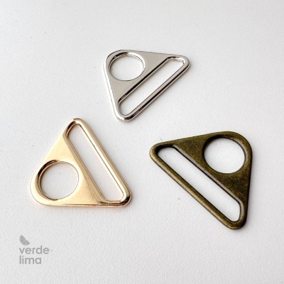 Passador triangular de 40mm