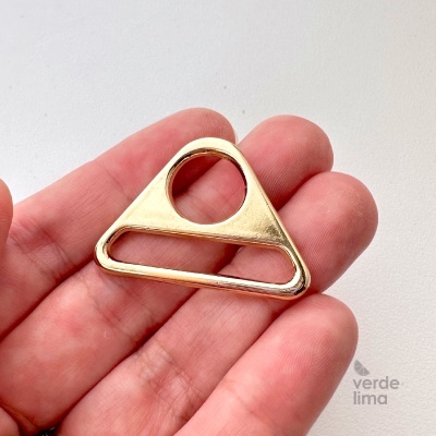 Passador triangular de 30mm