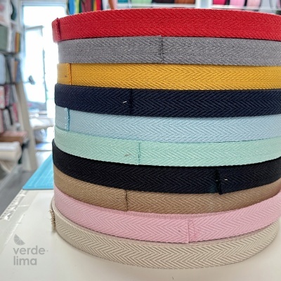 Precinta espinhada 25mm