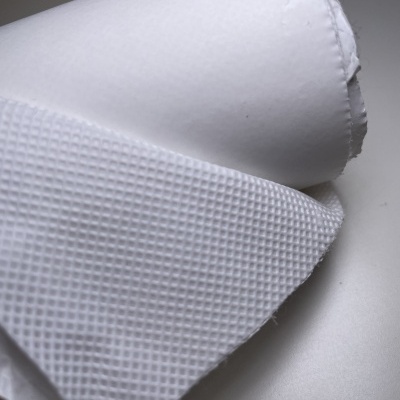 Retalho 25x160cm - Entretela TNT autocolante