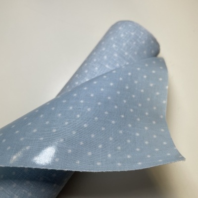 Retalho 68x140cm - Tecido Plastificado - Pintas Azul Claro