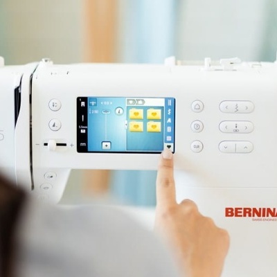 Máquina de costura BERNINA 335 (Gen.2)