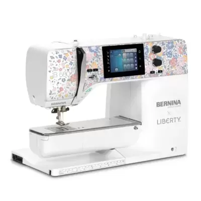 Máquina de costura Bernina 580 Liberty Edition c/módulo de bordar