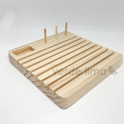 Suporte de madeira para réguas