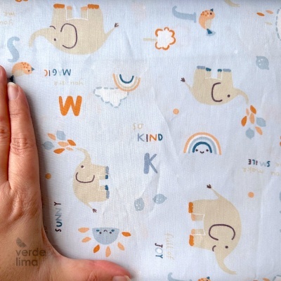 Tecido de Algodão - Animal Alphabet - Elefantes fundo azul