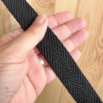 Precinta espinhada 25mm