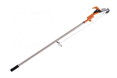 Ferramenta de poda com cabo longo e corte na cor laranja