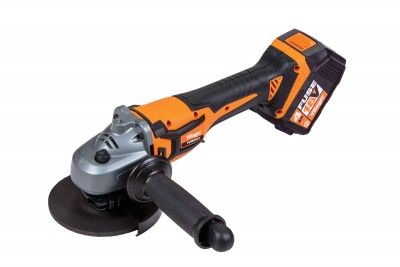 Esmerilhadora a bateria com punho preto e laranja e disco de corte preto