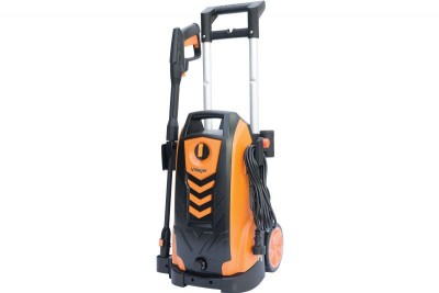 Máquina de lavar alta pressão laranja e preta da marca Villager.