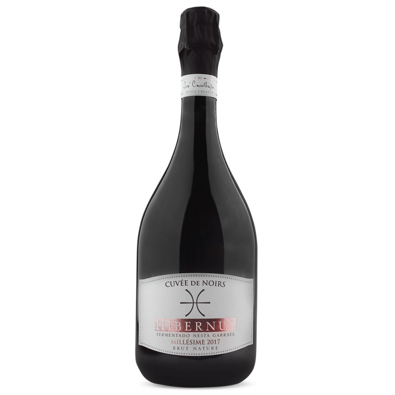 Hibernus Cuvée de Noirs Millésime 2020 Espumante Bruto Natural Branco Garrafa de espumante preta com rótulo branco com texto e tampa preta
