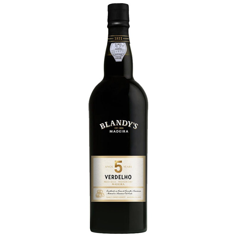 Madeira Blandy´s 5 Anos Verdelho Reserva Garrafa de vinho Madeira Blandy's Verdelho de 5 anos com rótulo branco e dourado