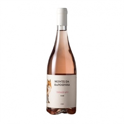 Garrafa de vinho rosé Monte da Raposinha com rótulo branco e imagem de raposa