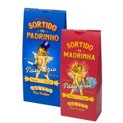 Duas embalagens de bolachas Paupério, azul e vermelha, com anjinhos e texto SORTIDO DO PADRINHO e SORTIDO DA MADRINHA
