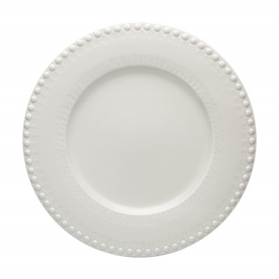 Prato branco em cerâmica com borda decorativa em relevo