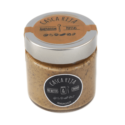 Frasco de vidro com pasta de amendoim e pepitas Cascarita