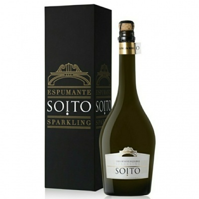 Garrafa de espumante Soito com caixa preta e texto dourado