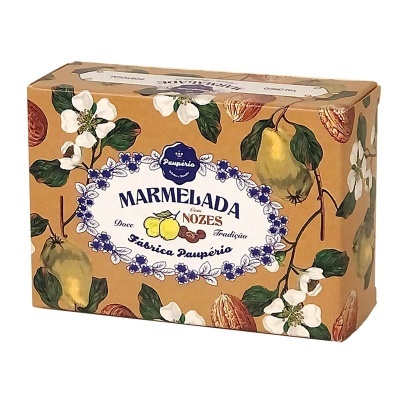 Caixa de marmelada com nozes decorada com ilustrações de marmelos e flores
