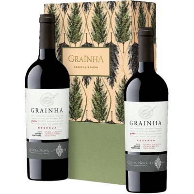 Duas garrafas de vinho tinto Grãinha Reserva Douro 2018 com embalagem decorativa