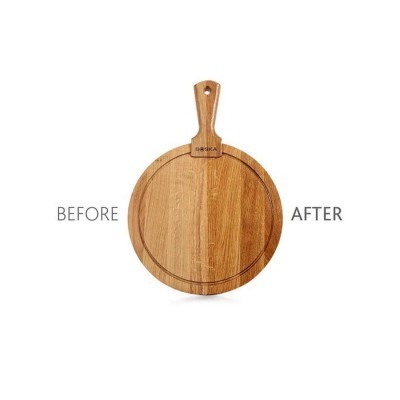 Tábua de madeira redonda com pega, com inscrições antes e depois da limpeza