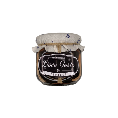 Frasco de vidro com tampa de tecido e rótulo preto com texto branco