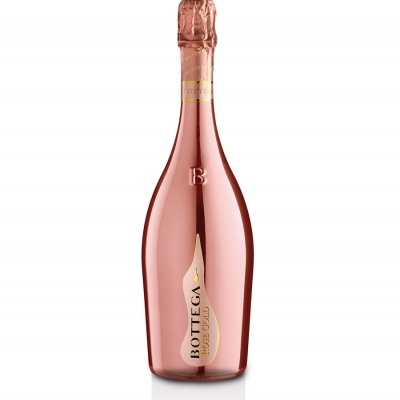 Garrafa de espumante rosé Bottega Rose Gold com embalagem cor de rosa metálico