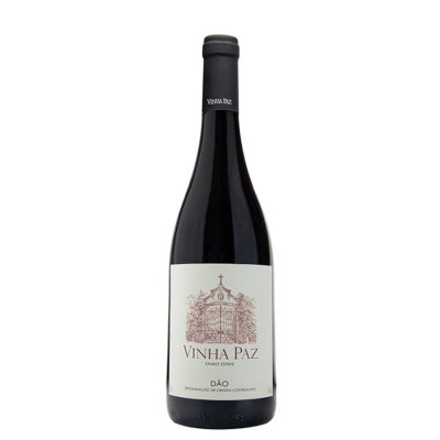 Garrafa de vinho Vinha Paz com rótulo branco e texto